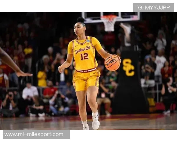 美国女篮训练营名单公布克拉克领衔新星朱朱沃特金斯闪耀其中 美国女篮训练营名单公布克拉克领衔新星朱朱沃特金斯闪耀其中