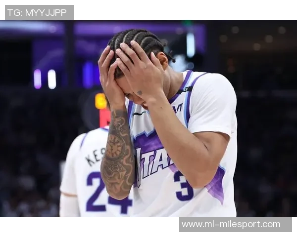 德里克怀特强调篮板球重要性呼吁全队全力以赴冲抢每一个篮板