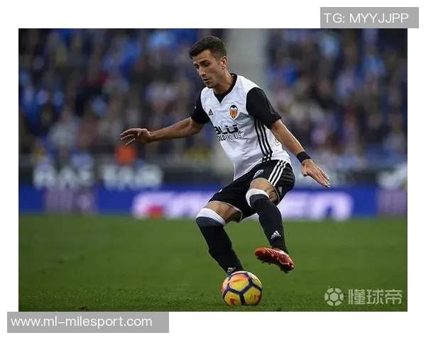 法尔克透露凯恩续约谈判将于一月后启动解约金将不再有效 法尔克透露凯恩续约谈判将于一月后启动解约金将不再有效